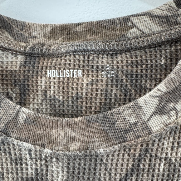 Hollister Camouflage Long Sleeve Shirt size Small - Picture 3 of 4